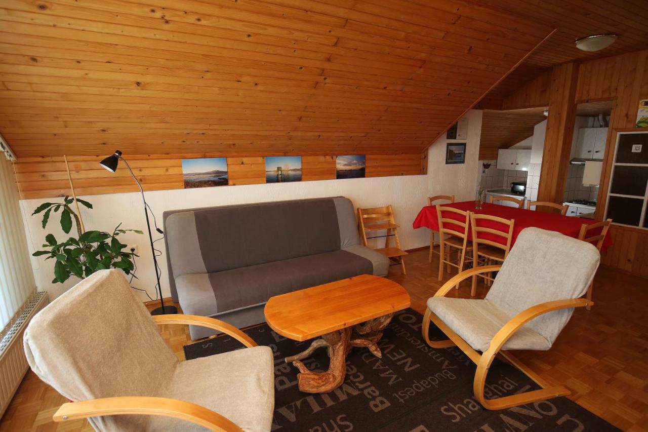 Apartment Jezerka Церкниця Екстер'єр фото